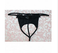 2017 New Sexy Crotchless French Maid G-String LC7657